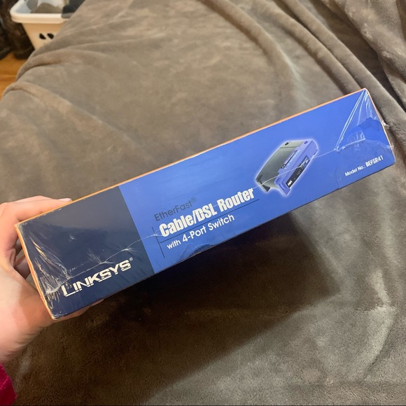 NEW Cisco Linksys EtherFast 4-Port Cable/DSL Wired Router BEFSR41 - Picture 7 of 10